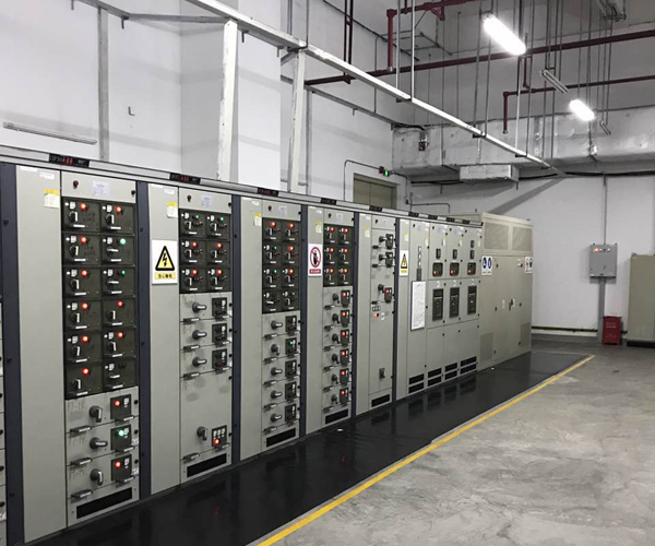 护航港铁轨道4号线